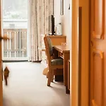 Gruberhof Igls 호텔 3*