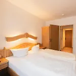 Gruberhof Igls Otel 3*