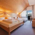 Gruberhof Innsbruck-igls Hotel 3*