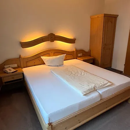 Hotell Gruberhof Igls 3*