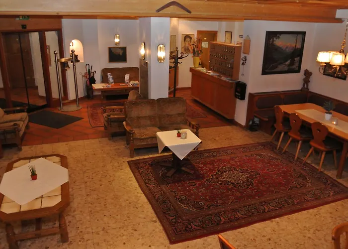 Hotel Gruberhof Igls 3*