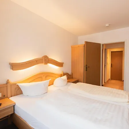 Gruberhof Igls מלון 3*